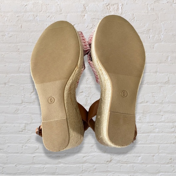 Nautica Stripped Bow Wedges - Picture 4 of 5